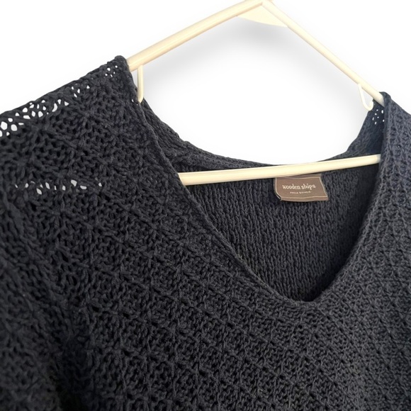 Wooden ships Blue Eyelet Crochet Top Size Small 3/4 Sleeve Open Knit Layering - Picture 2 of 6